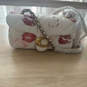 Quilted Chic Shoulder Bag